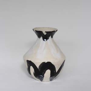 Classic Vase, Arches
