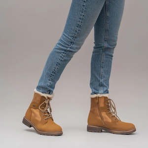 Shoes: Garner Mid Boots