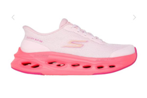 Sketchers: Max Cush Glide Step Slip-Ins
