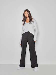 Jhl Fine Cotton Cashmere: JHL V-Neck L/S T (Fine Cotton Cashmere) White