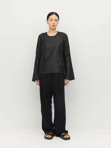 Eastwick Top (Textured Shimmer) Midnight
