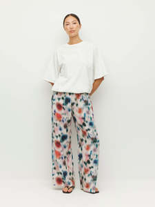 Essentials: Elasticated Boyfriend T (Knit Cotton) White