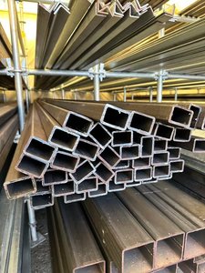 Mild steel rectangle box section 60x40x4mmX5.8m long - Gallop Imports