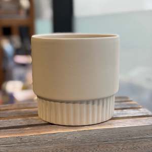 Pots Planters: Klara Pot 15cm