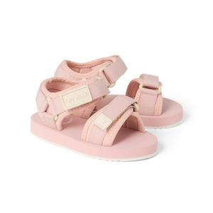 Sale Other: Crywolf Beach Sandal (Soft Pink)