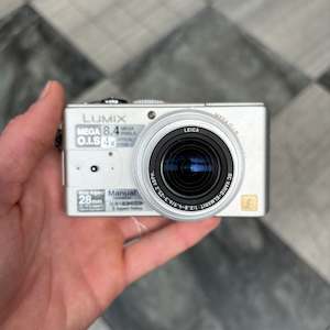 Panasonic Lumix DMC-LX1