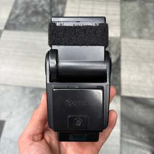 Latest Arrivals: Canon Speedlite 199A Flash