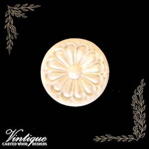 By Size 101mm To 200mm Small: Daisy Furniture wood applique Onlay  12cm Diameter