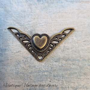 Love heart Decorative antique bronze ornate corner 34m x 34mm  (each)