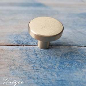 Classico Series Solid Brushed Brass Cabinet knob Handle 25mm dia