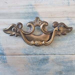 160mm long antique Brass drawer handle with swing pull (pre-Loved)