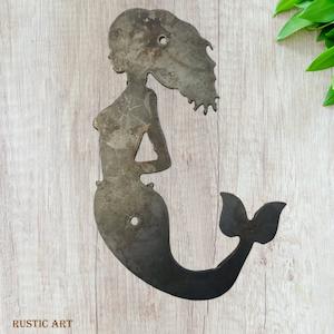 Rusty metal little Mermaid 190mm x 125mm