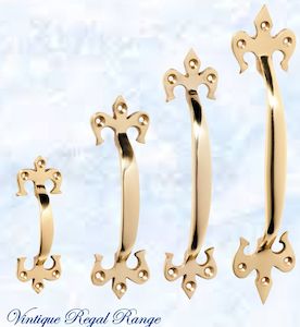 Polished Brass Fleur de Lis elegant Pull handle (4 sizes)