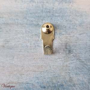 Small single Heavy duty Picture hook  24mm