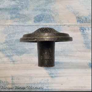 Flower Centre Bronze vintage Drawer Knob 26mm diameter