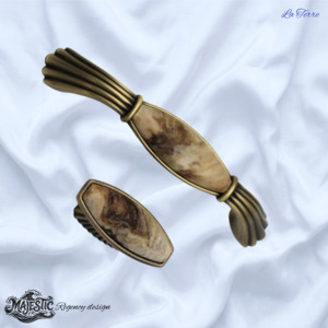Vintage Metal Hardware: La Terre Regency design cabinet knob & Handles