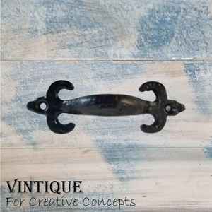 Vintage Metal Hardware: Cast Iron "fleur De Lis" cabinet handle 115mm long