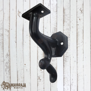 New Collection: Cats Tail Cast Iron Rail (stair) Bracket Flat seat (MAJ-866)
