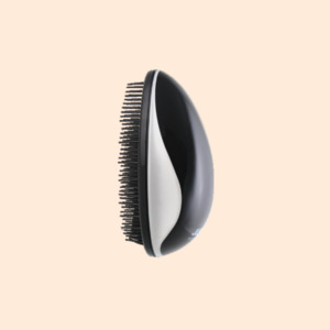 Hair Tools: Detangling Brush Travel Size