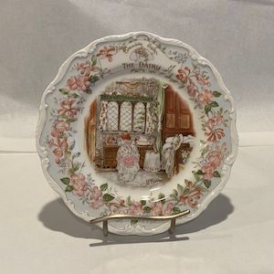 Pottery Glass: Royal Doulton Brambly Hedge The Dairy Plate