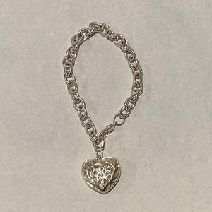 Vintage Jewellery: Sterling Silver Heart Filagree Bracelet