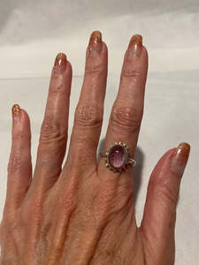 Vintage Jewellery: Sterling Silver Amethyst Oval Ring