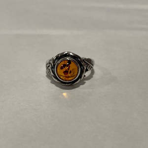 Vintage Jewellery: Sterling Silver Amber Ring with Ferns