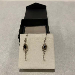 Vintage Jewellery: Onyx Sterling Silver Earrings