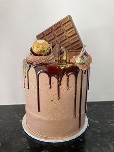 8inch Cake - Kaadobakes