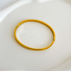 Kalani Collective Jewellery: Oval Bangle
