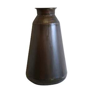 Homewares Interiors: Vase dark Copper