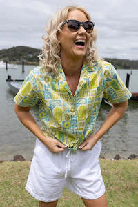 Blouses: WOMENS Tiki Kiwi Classic Shirt- SS