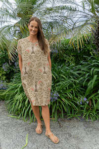 Womens: Womens Dress- Fantail