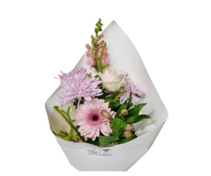 Petite Bouquet Pastels - Kamo Village Florist