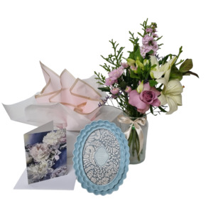 Floral Vase Set - Kamo Village Florist