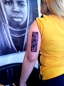 Products: TATTOO SESSION – Kandy Stripes Tattoo
