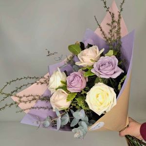 Fresh flowers Kānuka Boutique Florist: Lovely Roses