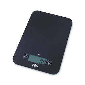 Bakeware Accessories: Digital Glass Scale 7kg Black