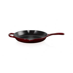 Frying Pans: Signature Round Skillet Garnet