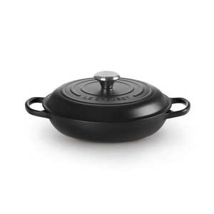Casserole Dishes: Signature Shallow Casserole Satin Black