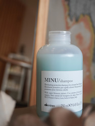 Essentials: Essentials MINU Shampoo 250ml