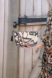 Bags: KISS + MAKEUP Carry-case (Butterfly)