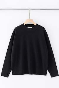 Aleger: N.20W Oversized Crew (Black)
