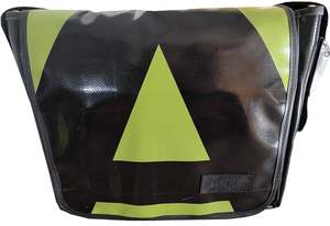 Kenny Large Messenger Bag BJ5353