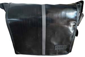 Kenny Large Messenger Bag BJ5050