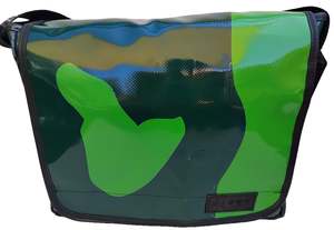 Recycled Medium Messenger Bag: Kenny Large Messenger Bag BJ3535