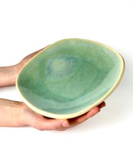 Frontpage: Spring Shallows on Stoneware Plate