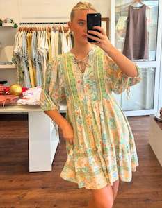 Storewide Discount Collection: Morgan Button Front V Neck Dress in Green Floral