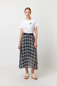 Essentials Edit: Alley cat embroidered t-shirt