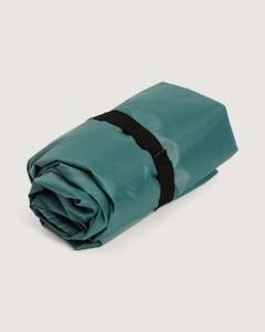 Shades & Shelters: Retreat Dayroom Windbreak v2 - Brittany